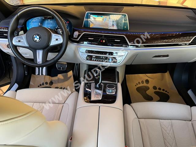 2022 بي ام دبليو الفئة السابعة 730 إل أي