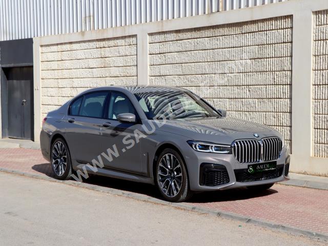 2022 بي ام دبليو الفئة السابعة 730 إل أي