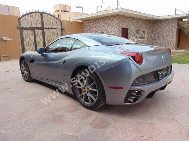 2011 Ferrari California F1
