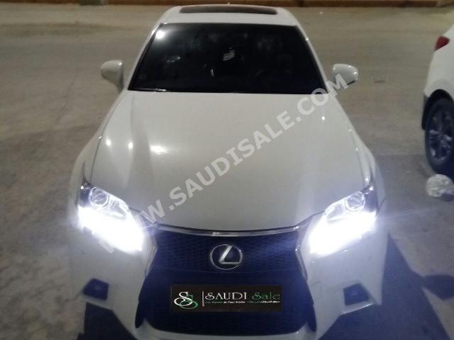 2014 لكزس جي إس 350 اف