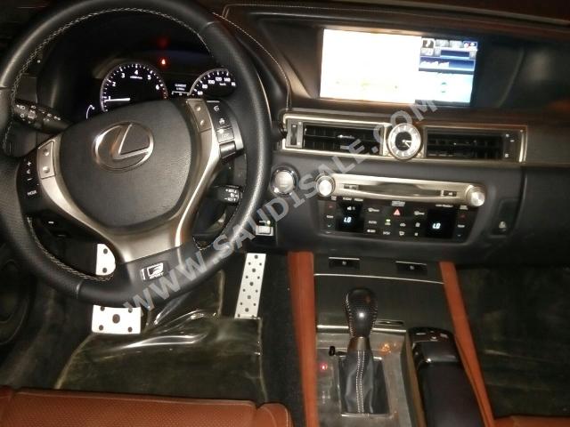 2014 لكزس جي إس 350 اف