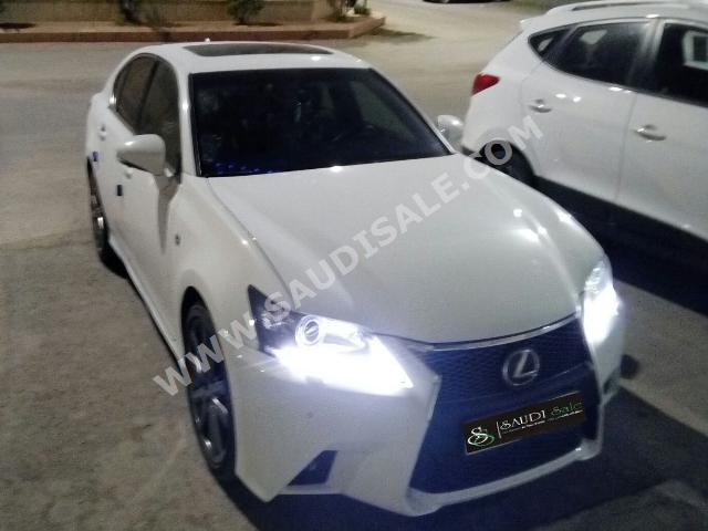 2014 لكزس جي إس 350 اف
