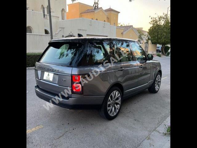 2021 لاند روفر رينج روفر فوج