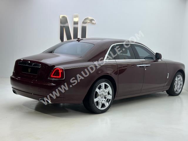 2011 رولز رويس قوست