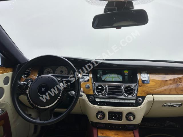 2011 رولز رويس قوست