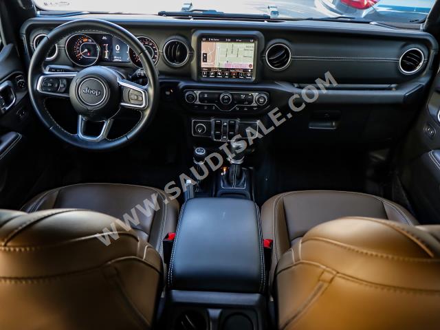 2022 جييب رانجلر صحارى