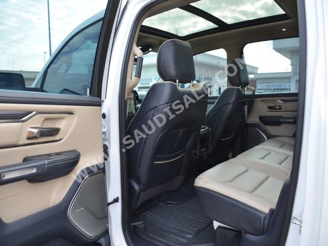 2019 دودج رام 1500 ليمتد