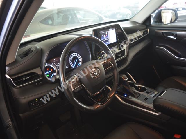 2021 Toyota Highlander