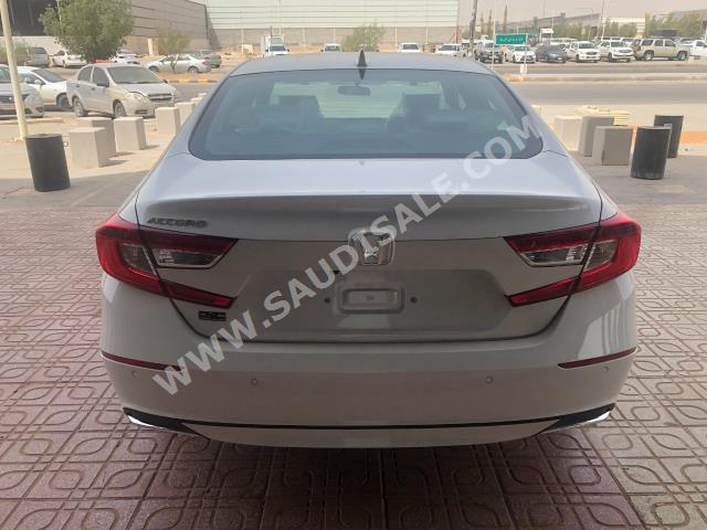 2022 هوندا اكورد