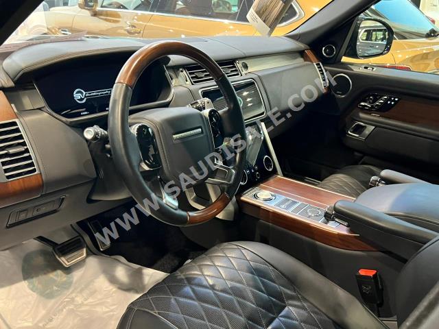 2019 لاند روفر رينج روفر اس في اوتوبيوغرافي