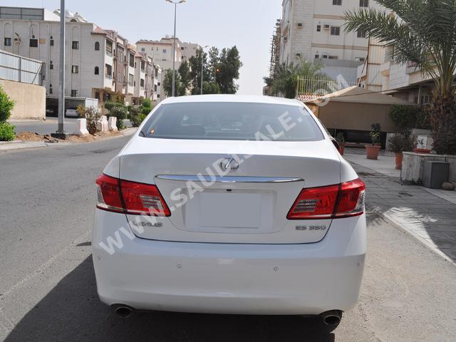 2011 Lexus ES 350