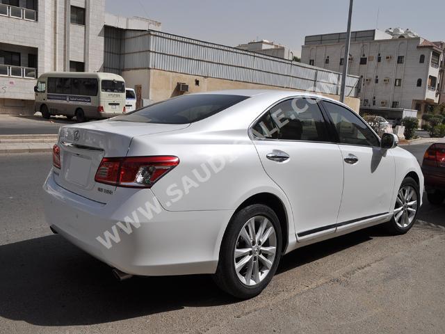 2011 Lexus ES 350