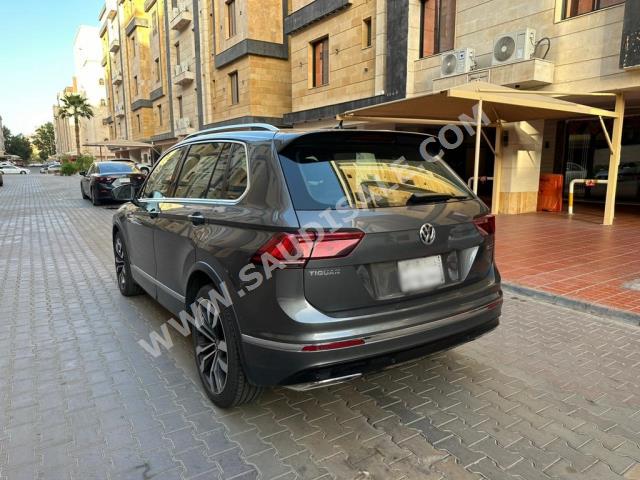2020 فولكس واجن تيغوان ار-لاين