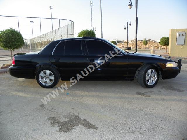 2007 فورد كراون فكتوريا