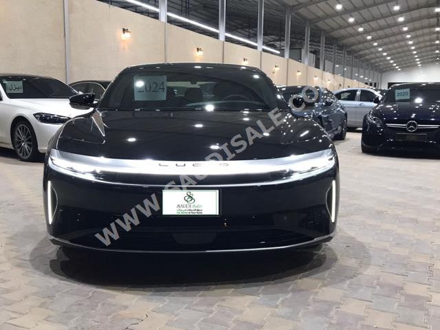 2024 لوسيد اير بيور