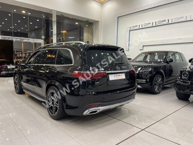 2022 مرسيدس - بنز جي إل إس 450