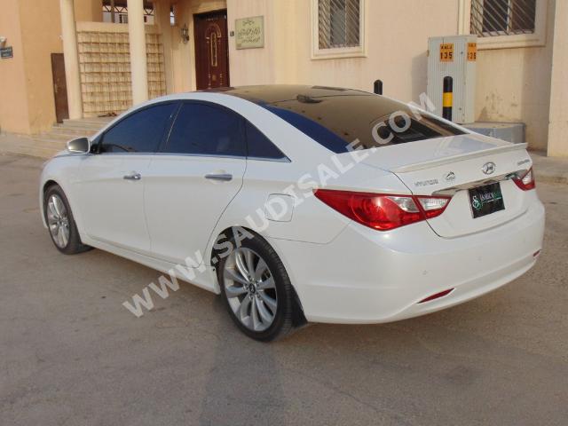 2012 هيونداي سوناتا