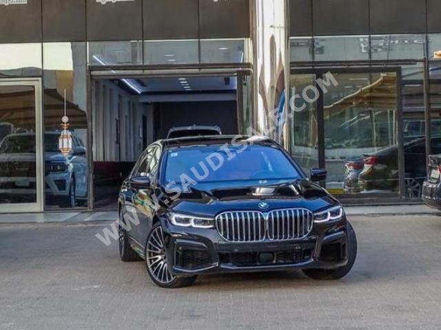 2021 بي ام دبليو الفئة السابعة 750 إل أي