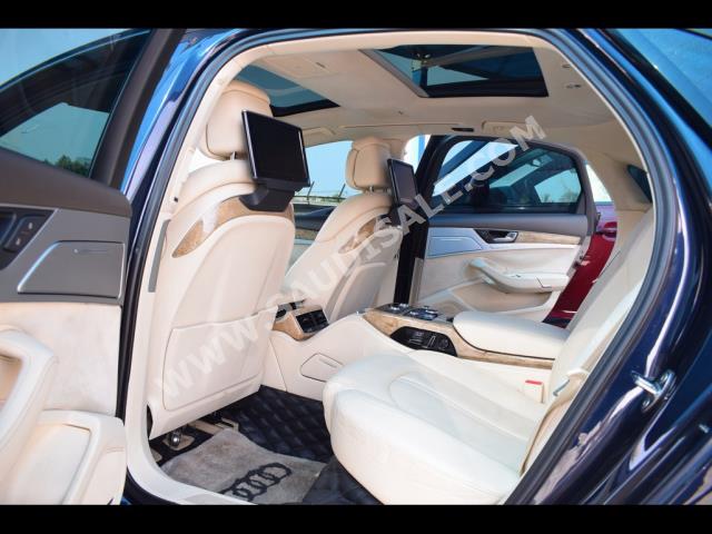 2011 اودي اي 8 ال