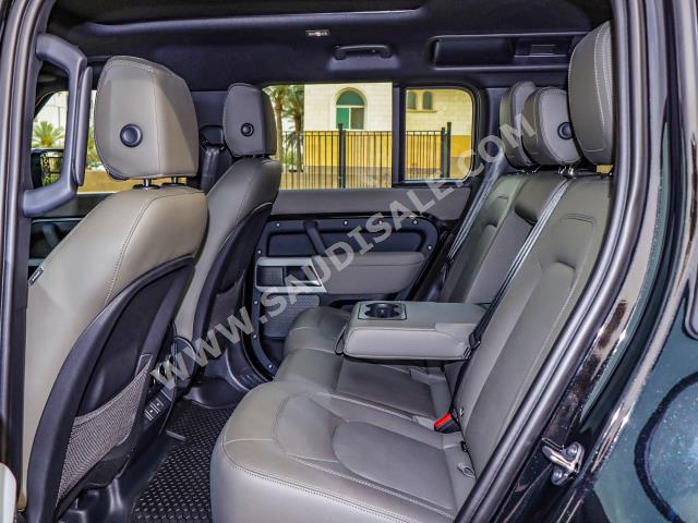 2023 لاند روفر ديفيندر اس اي