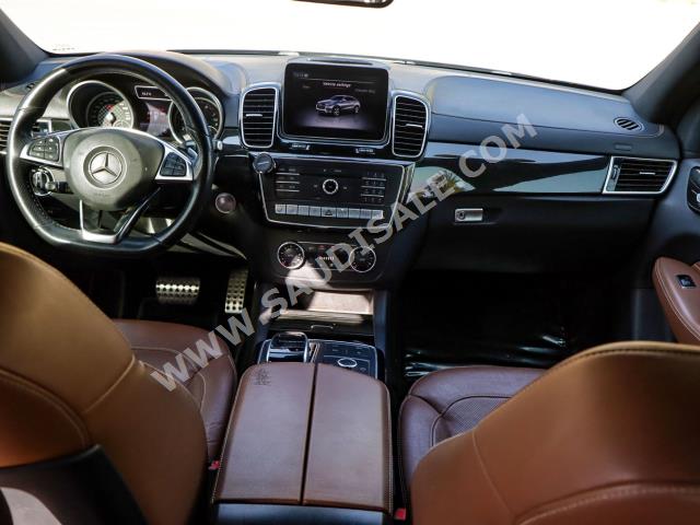 2017 مرسيدس - بنز جي إل إي 43 أي إم جي