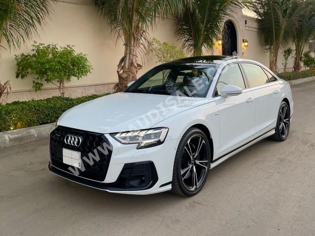 2022 اودي اي 8 ال