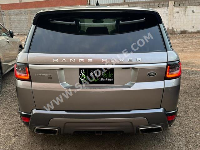 2020 لاند روفر رينج روفر سبورت اتش اس اي
