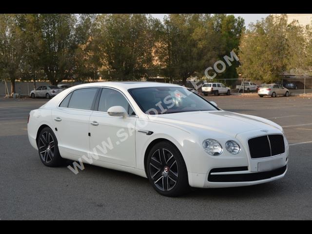 2016 بنتلي كونتيننتل فلاينج سبير