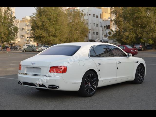 2016 بنتلي كونتيننتل فلاينج سبير