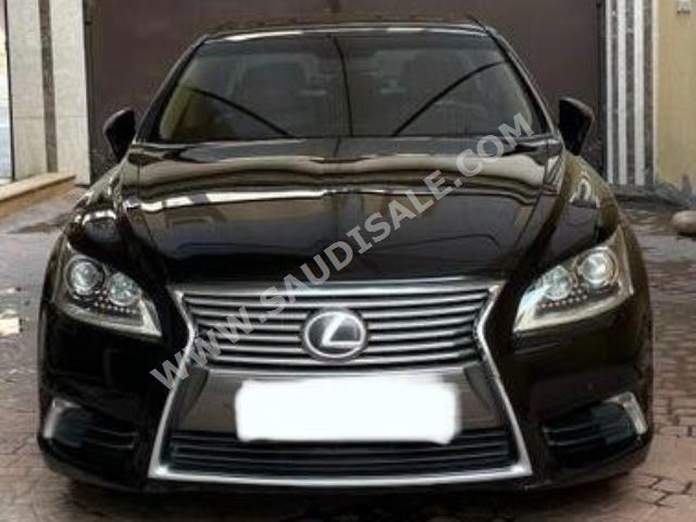 2014 لكزس إل إس 460