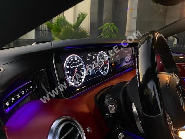 2015 مرسيدس - بنز إس 63 كوبيه