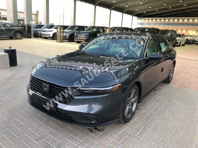 2023 هوندا اكورد اي اكس ال