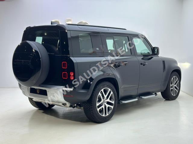 2024 لاند روفر ديفيندر اتش اس اي