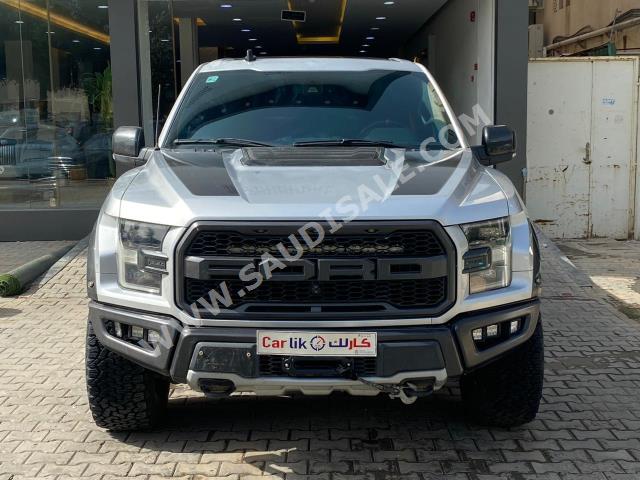 2017 فورد اف 150 رابتور