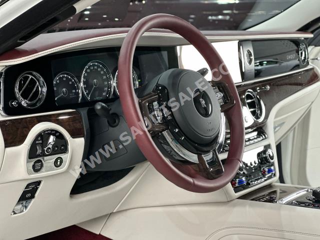 2021 رولز رويس قوست