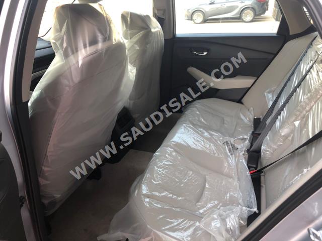 2023 هوندا اكورد ال اكس