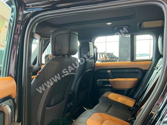 2024 لاند روفر ديفيندر اكس