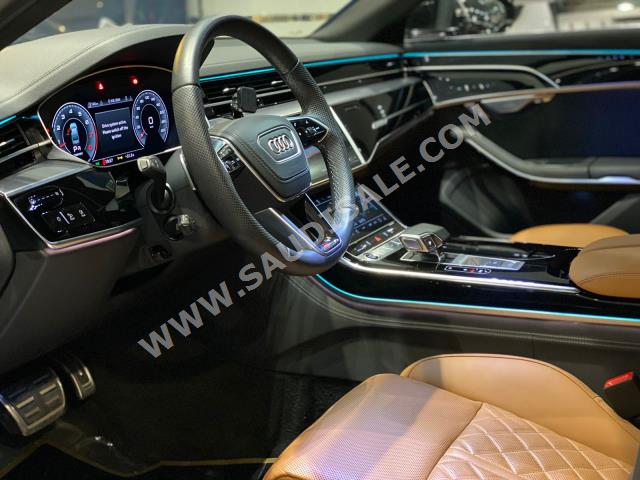 2023 اودي اي 8 ال