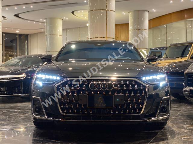 2023 اودي اي 8 ال