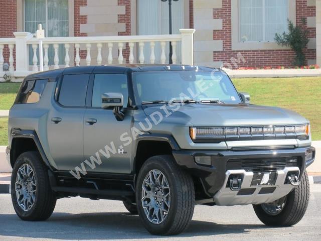 2024 جي ام سي همر اتش اي في