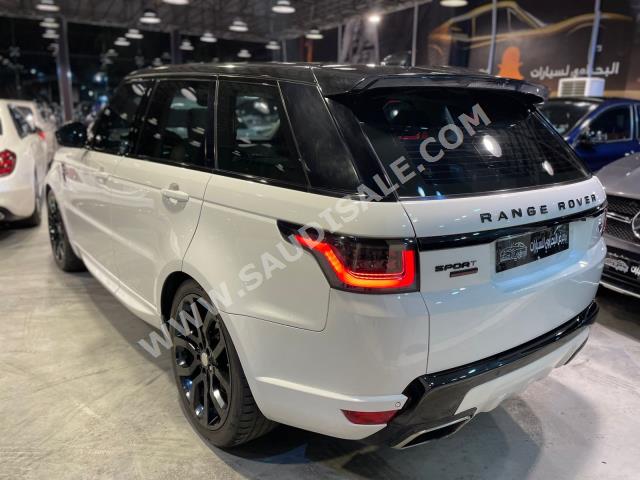 2017 لاند روفر رينج روفر سبورت سوبر تشارج