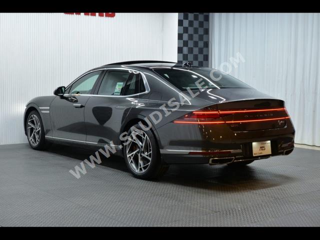 2022 جينيسيس جي 90