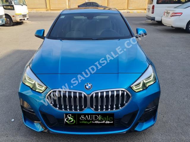 2021 بي ام دبليو الفئة الثانية 218 أي