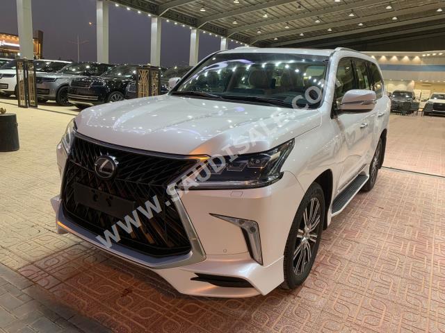 2019 لكزس إل إكس 570