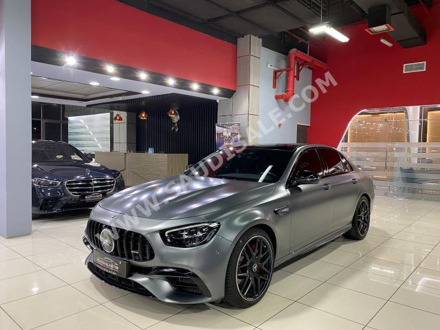 2022 مرسيدس - بنز إي 63 أي إم جي