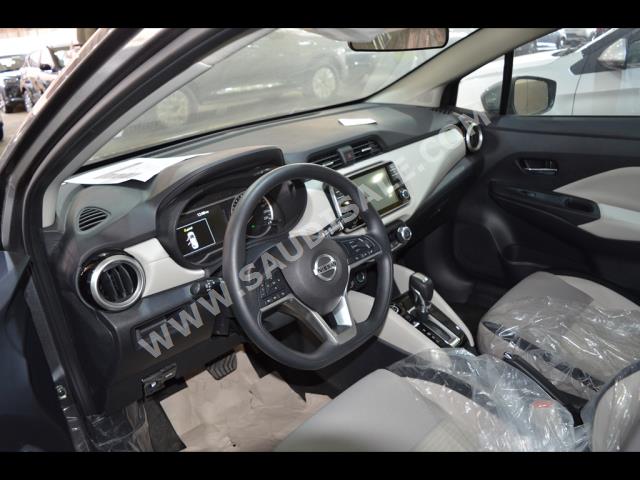 2023 نيسان صني