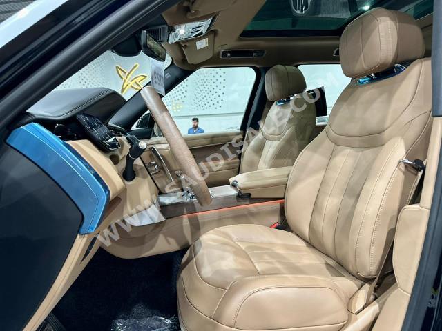 2023 لاند روفر رينج روفر اتش اس اي