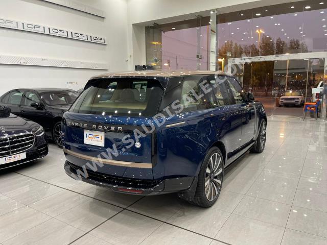 2023 لاند روفر رينج روفر اس في اوتوبيوغرافي