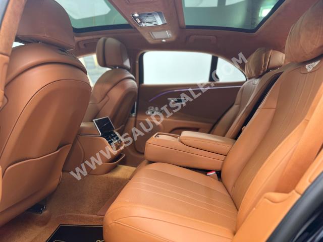 2021 بنتلي كونتيننتل فلاينج سبير