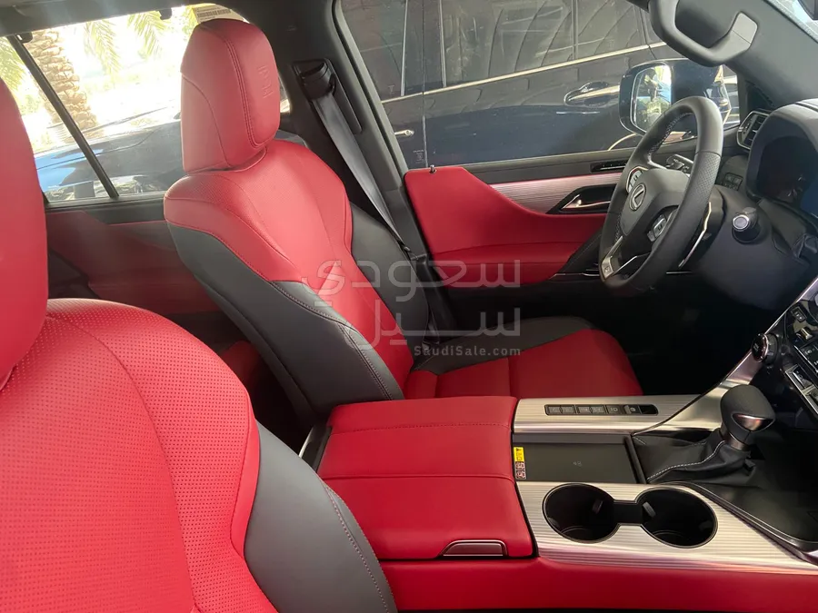 2024 Lexus LX 600 F